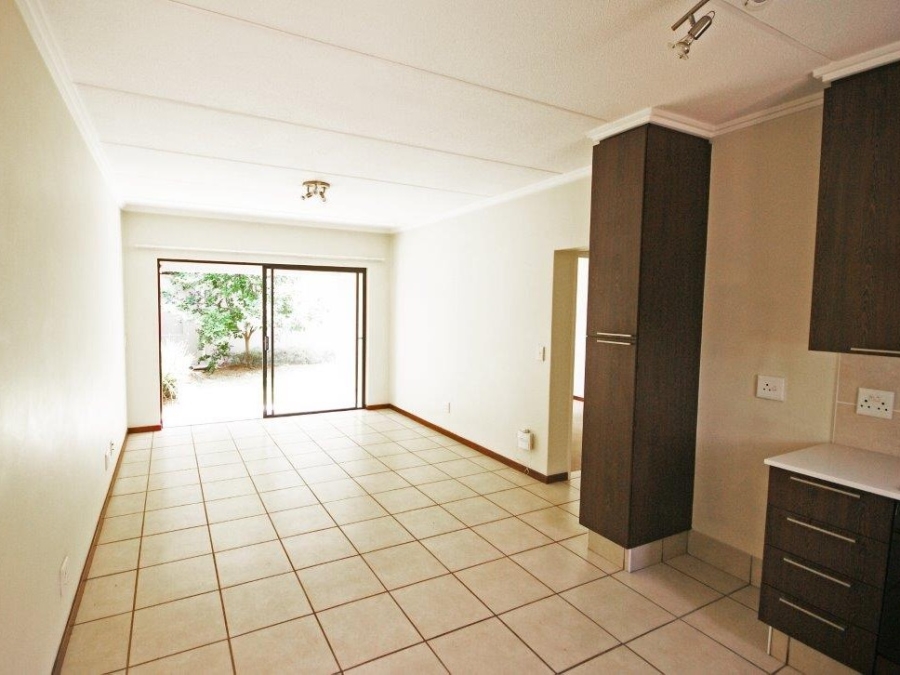 To Let 1 Bedroom Property for Rent in Bryanston Gauteng