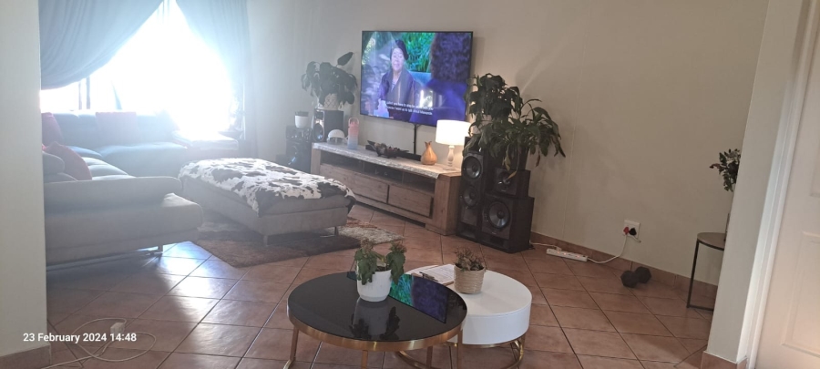 To Let 3 Bedroom Property for Rent in Montana Gauteng