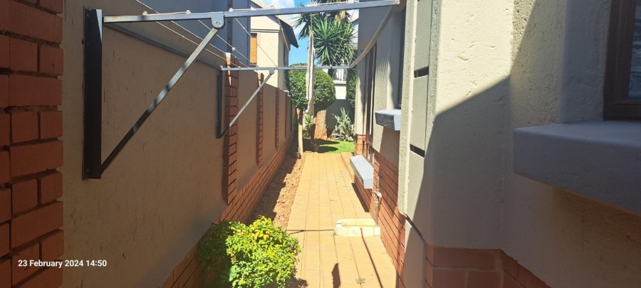 To Let 3 Bedroom Property for Rent in Montana Gauteng