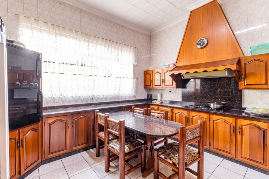 4 Bedroom Property for Sale in Westdene Gauteng