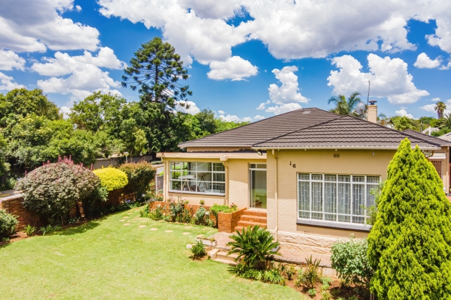 4 Bedroom Property for Sale in Westdene Gauteng