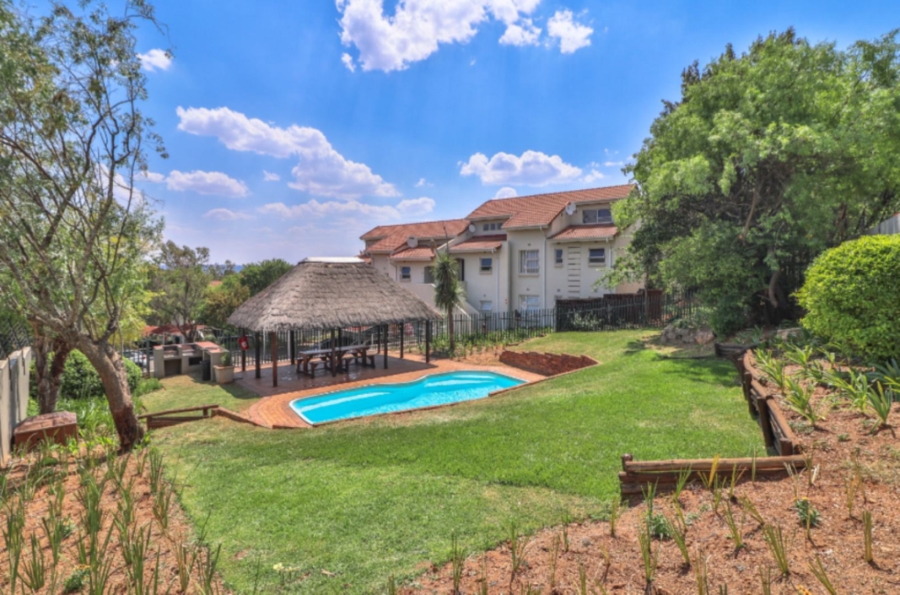 3 Bedroom Property for Sale in Bryanston Gauteng