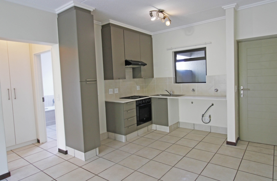 1 Bedroom Property for Sale in Bryanston Gauteng
