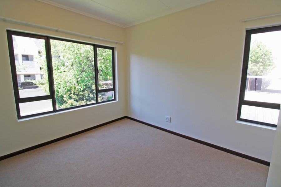 1 Bedroom Property for Sale in Bryanston Gauteng