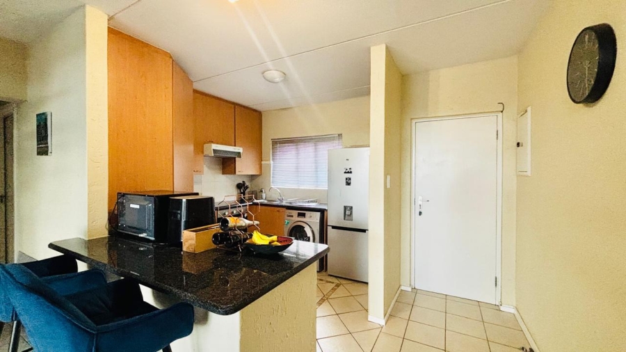 To Let 2 Bedroom Property for Rent in Morningside Gauteng