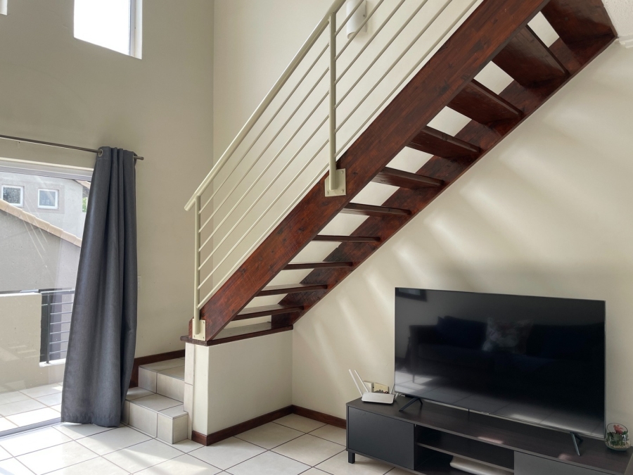 1 Bedroom Property for Sale in Bryanston Gauteng