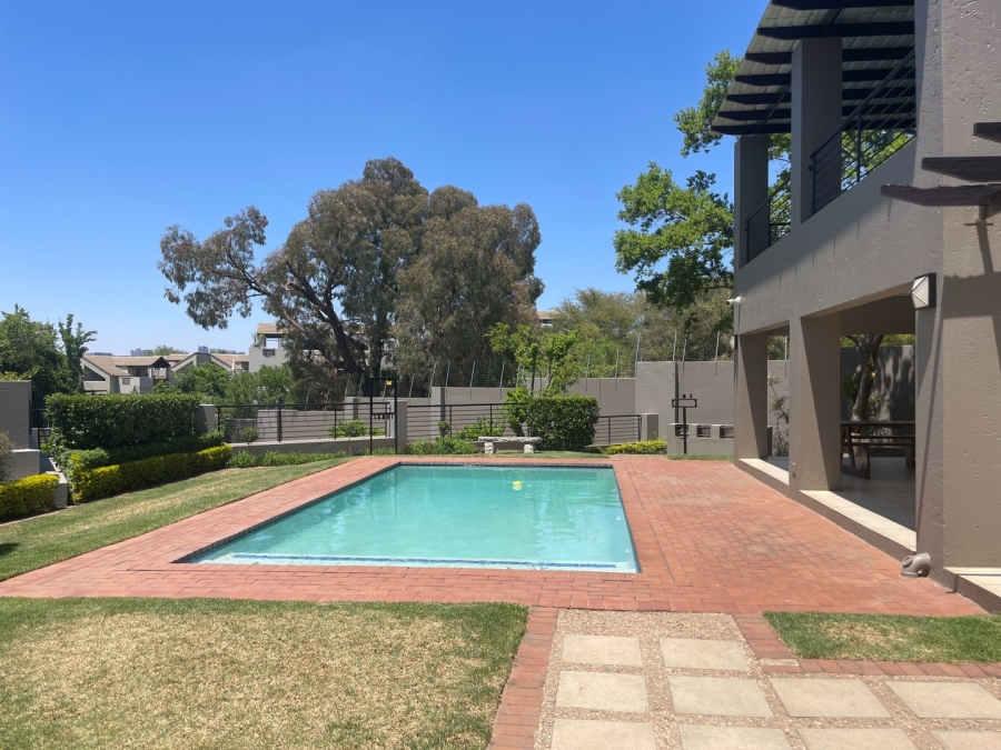 1 Bedroom Property for Sale in Bryanston Gauteng