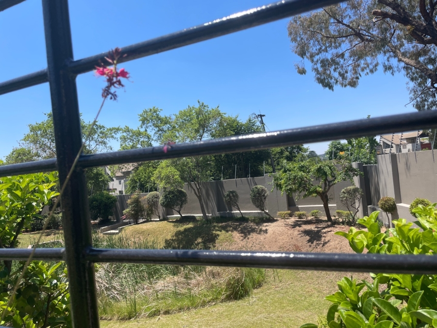 1 Bedroom Property for Sale in Bryanston Gauteng