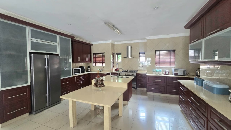5 Bedroom Property for Sale in Blue Valley Golf Estate Gauteng