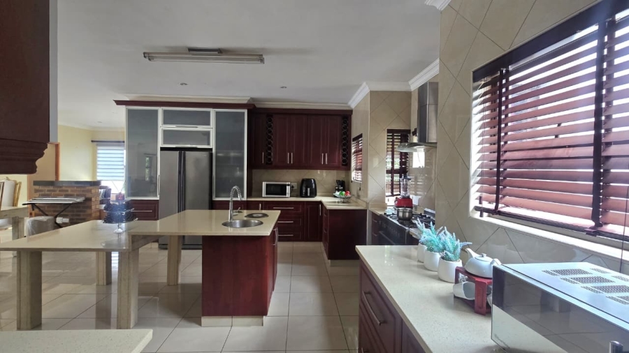 5 Bedroom Property for Sale in Blue Valley Golf Estate Gauteng