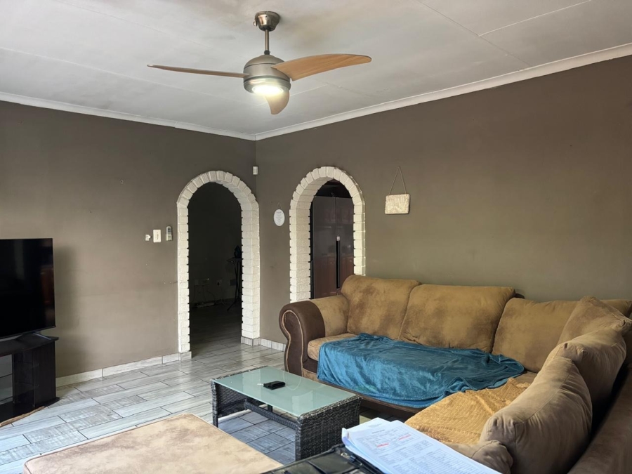 4 Bedroom Property for Sale in Edelweiss Gauteng