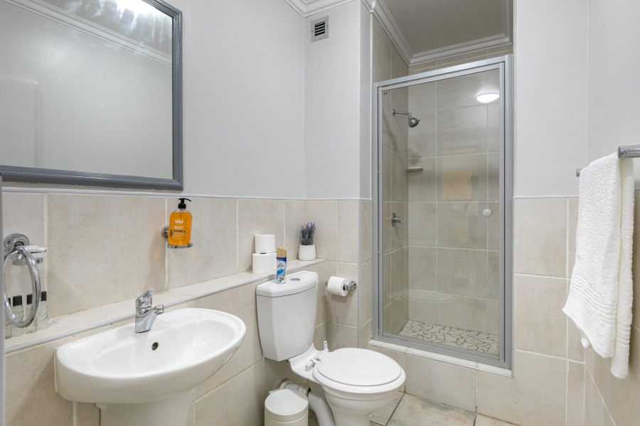 To Let 2 Bedroom Property for Rent in Morningside Gauteng