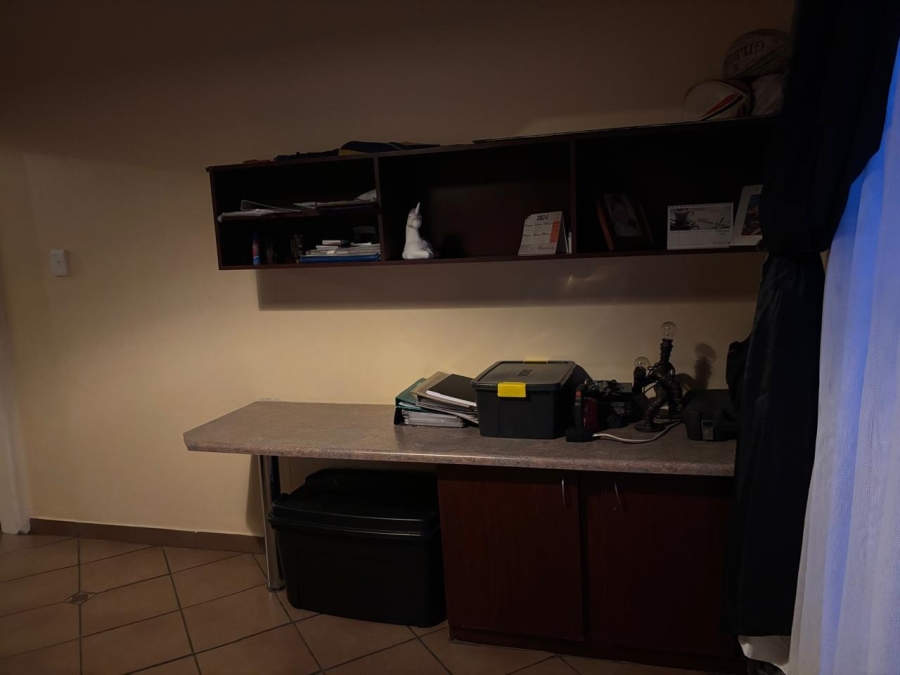 4 Bedroom Property for Sale in Strubenvale Gauteng