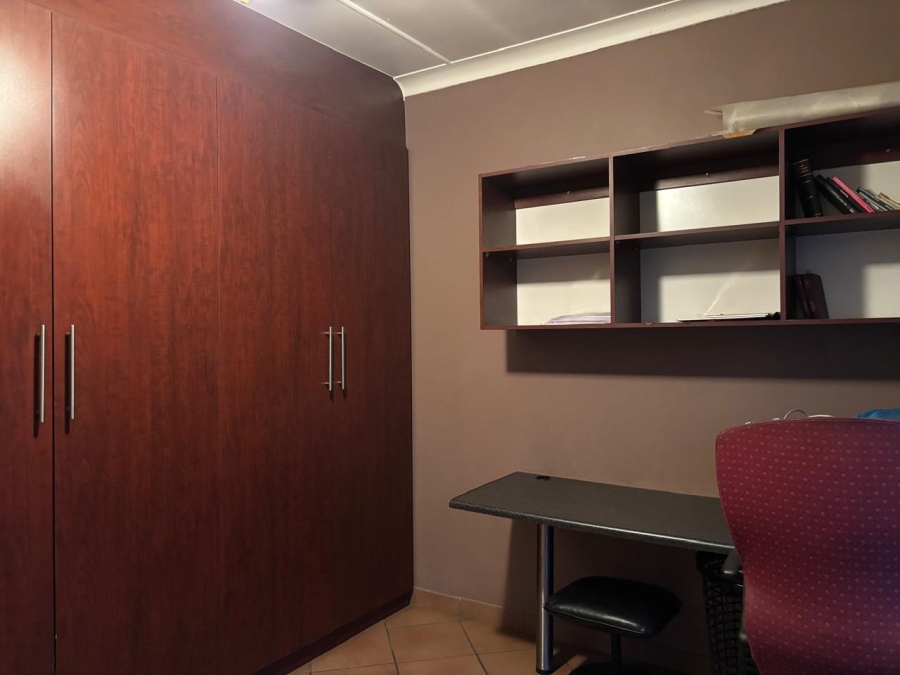 4 Bedroom Property for Sale in Strubenvale Gauteng