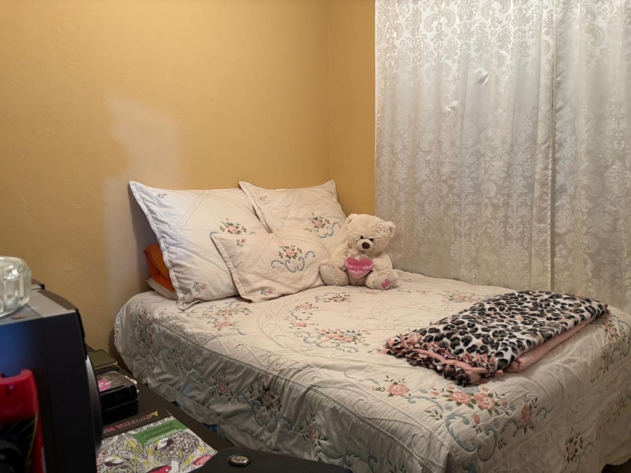 4 Bedroom Property for Sale in Strubenvale Gauteng