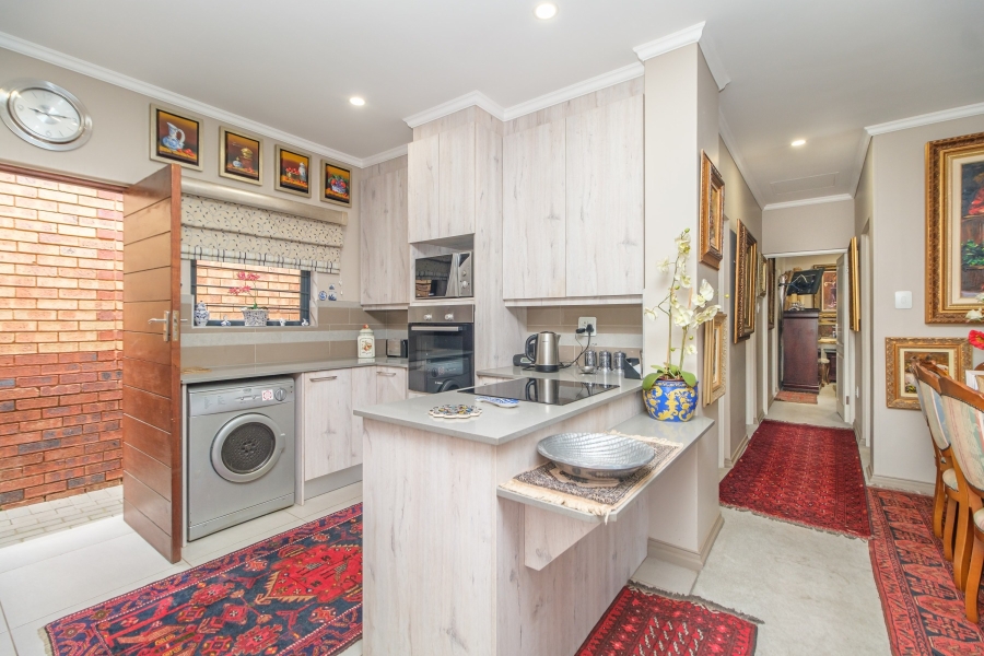 2 Bedroom Property for Sale in North Riding Gauteng