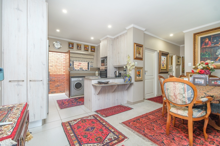 2 Bedroom Property for Sale in North Riding Gauteng