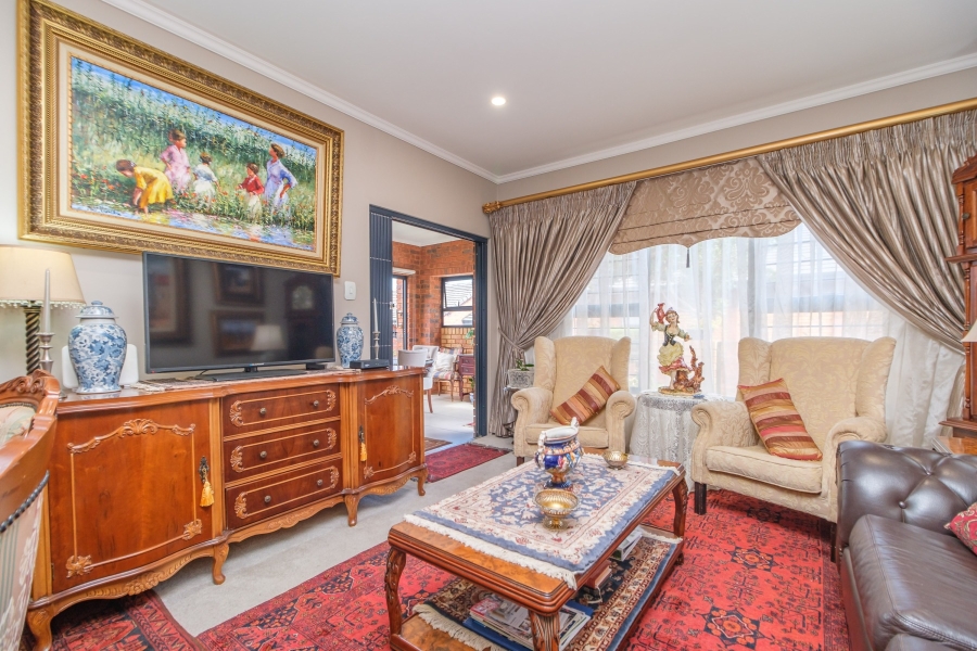 2 Bedroom Property for Sale in North Riding Gauteng