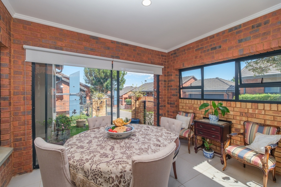 2 Bedroom Property for Sale in North Riding Gauteng