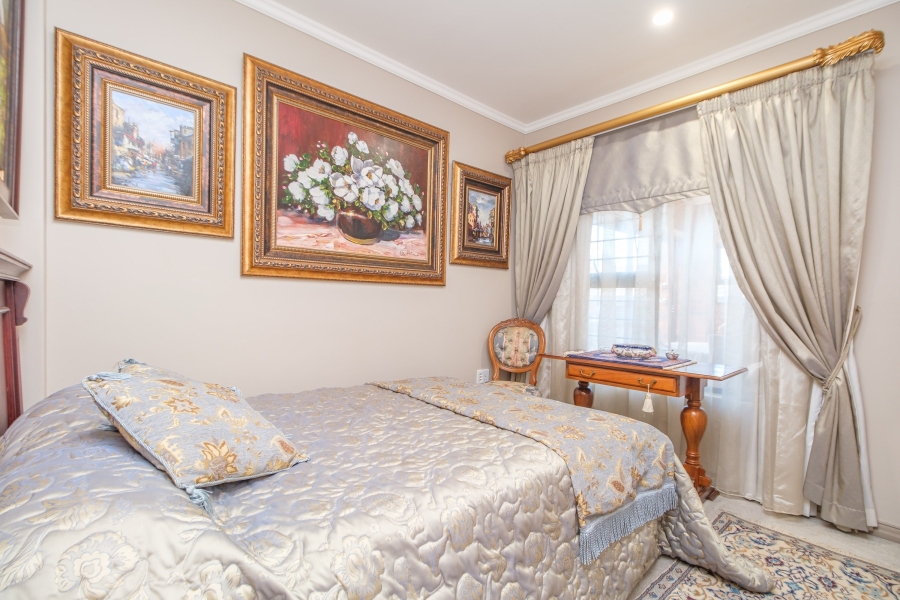 2 Bedroom Property for Sale in North Riding Gauteng