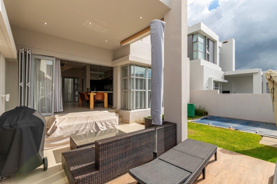 To Let 3 Bedroom Property for Rent in Bryanston Gauteng