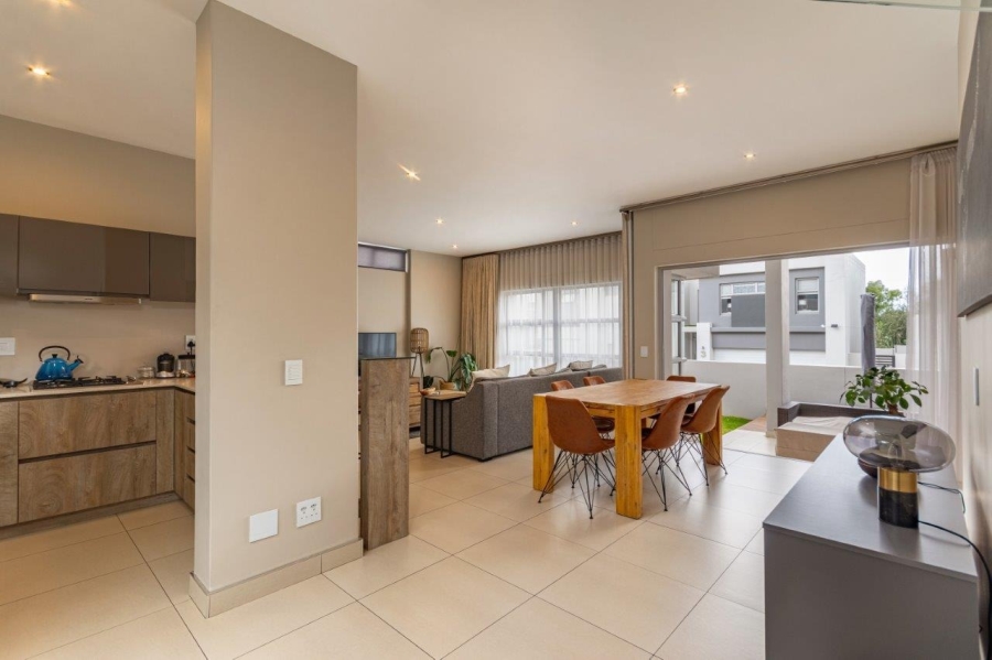 To Let 3 Bedroom Property for Rent in Bryanston Gauteng