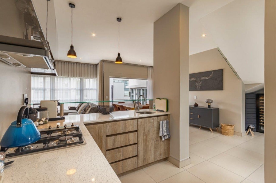 To Let 3 Bedroom Property for Rent in Bryanston Gauteng