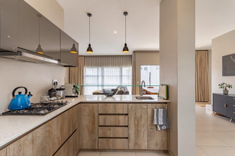 To Let 3 Bedroom Property for Rent in Bryanston Gauteng