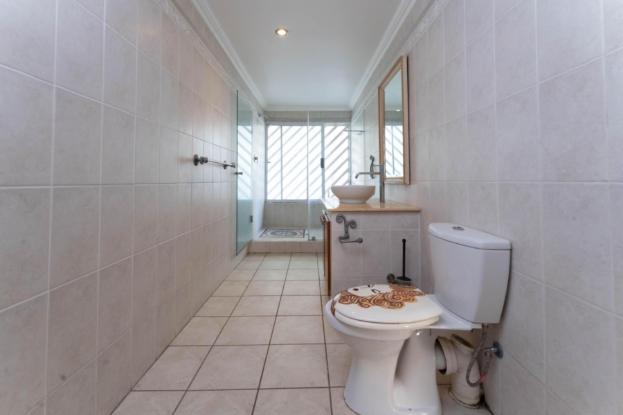 5 Bedroom Property for Sale in Bryanston Gauteng