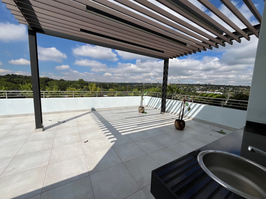 To Let 3 Bedroom Property for Rent in Parkmore Gauteng