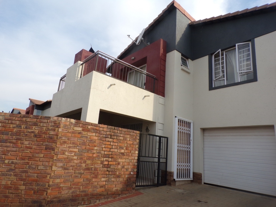 To Let 4 Bedroom Property for Rent in Tyger Valley Gauteng