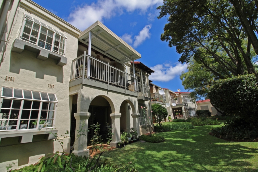 To Let 2 Bedroom Property for Rent in Bryanston Gauteng