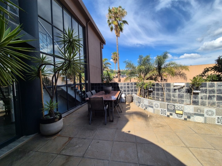 2 Bedroom Property for Sale in Bassonia Gauteng