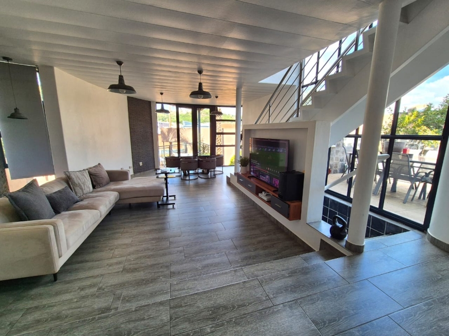 2 Bedroom Property for Sale in Bassonia Gauteng