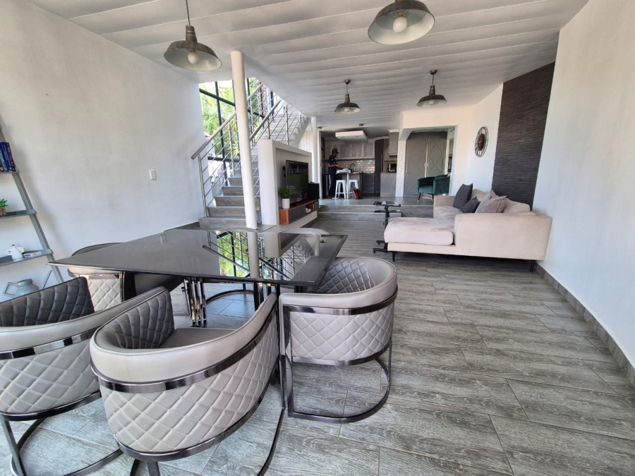 2 Bedroom Property for Sale in Bassonia Gauteng