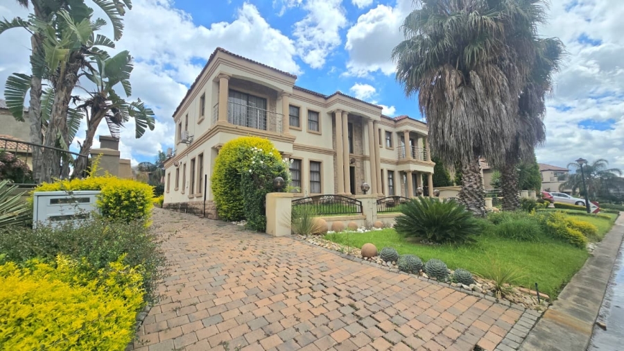 4 Bedroom Property for Sale in Blue Valley Golf Estate Gauteng