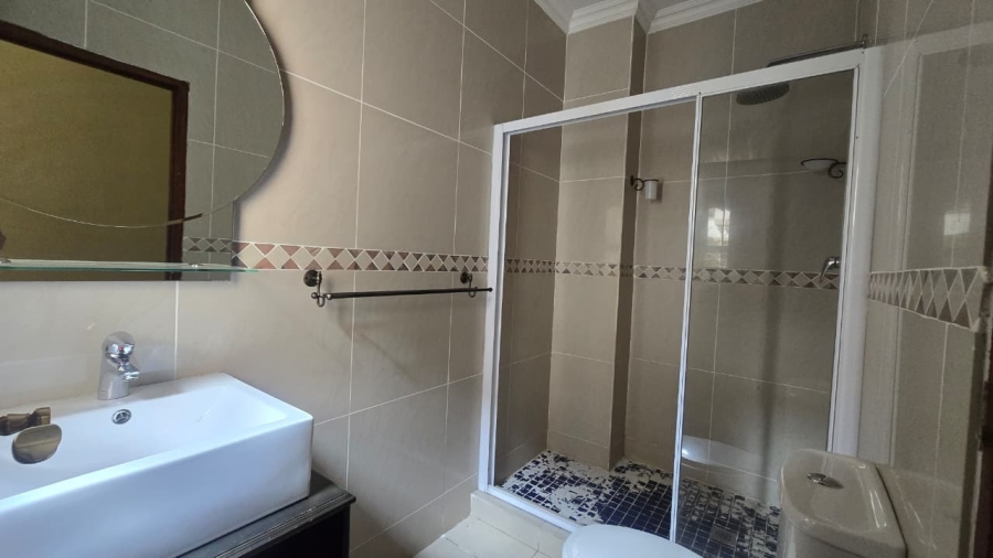 4 Bedroom Property for Sale in Blue Valley Golf Estate Gauteng