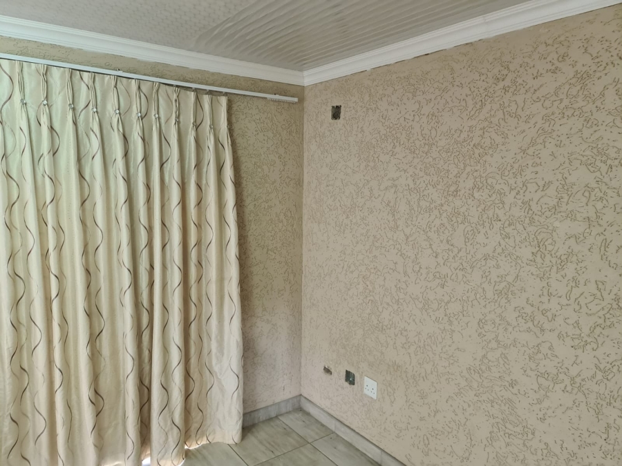 1 Bedroom Property for Sale in Kempton Park Ext 4 Gauteng