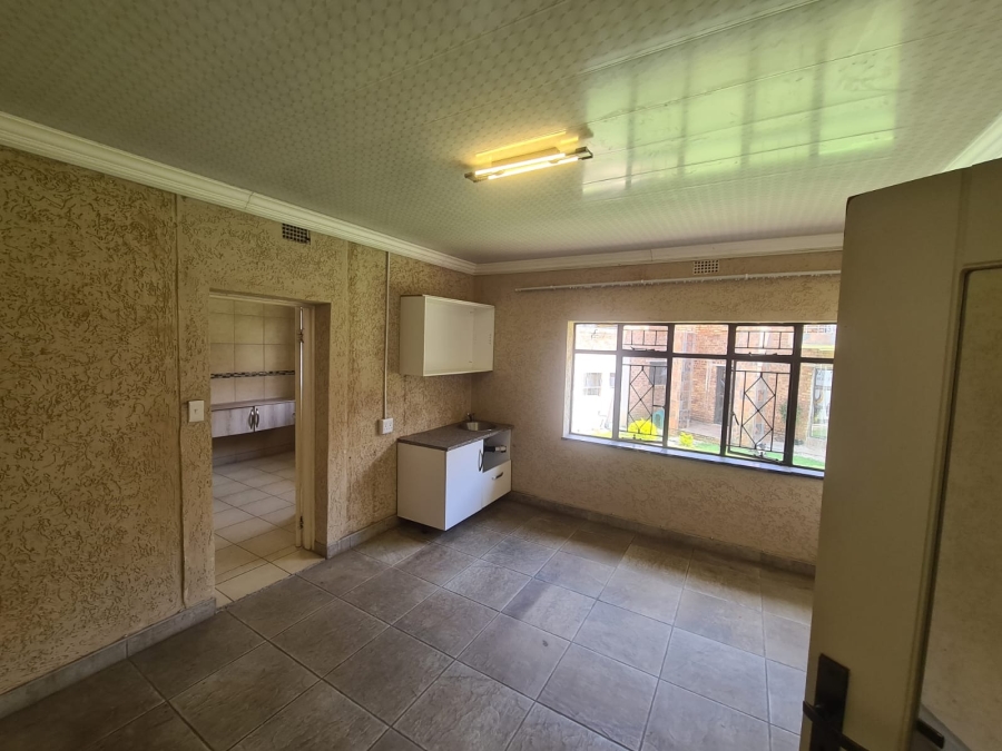 1 Bedroom Property for Sale in Kempton Park Ext 4 Gauteng