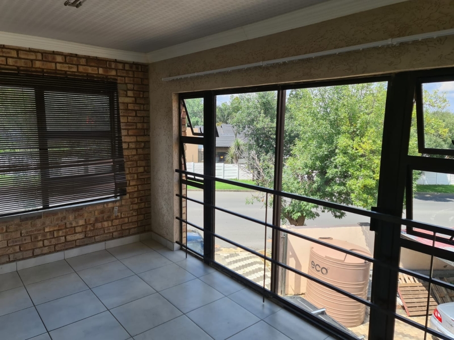 1 Bedroom Property for Sale in Kempton Park Ext 4 Gauteng