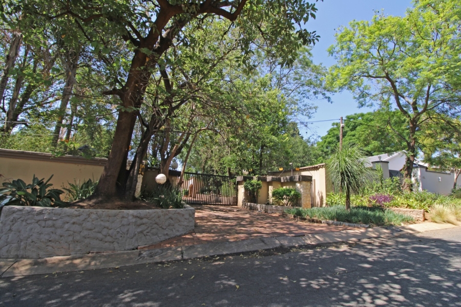 To Let 4 Bedroom Property for Rent in Rivonia Gauteng