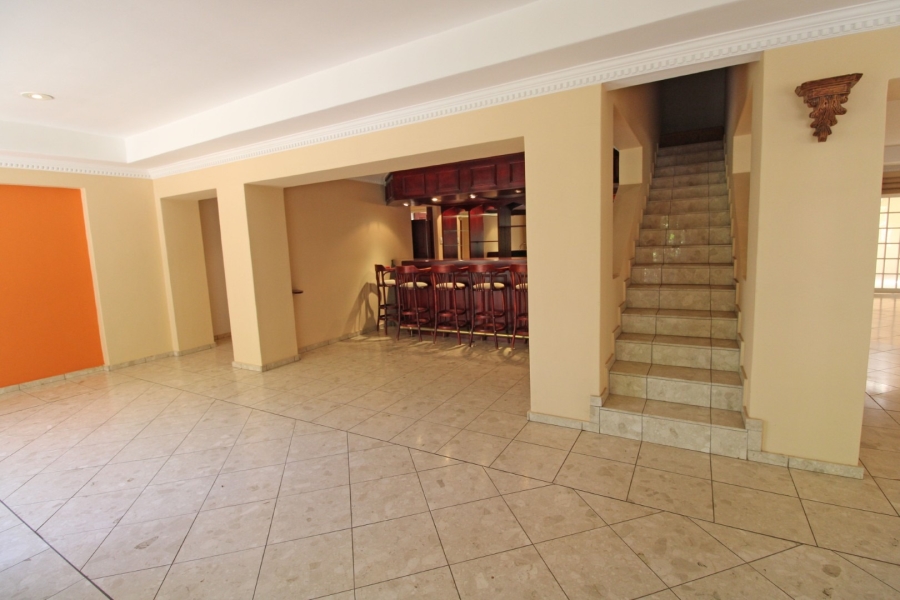 To Let 4 Bedroom Property for Rent in Rivonia Gauteng