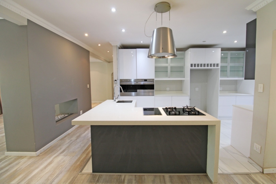 To Let 4 Bedroom Property for Rent in Rivonia Gauteng