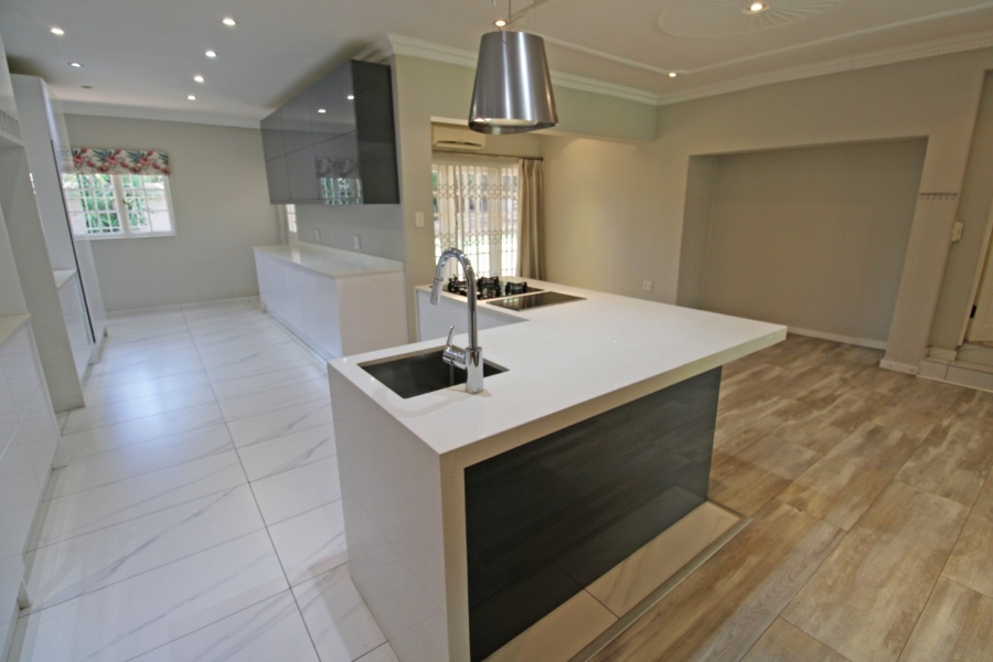 To Let 4 Bedroom Property for Rent in Rivonia Gauteng