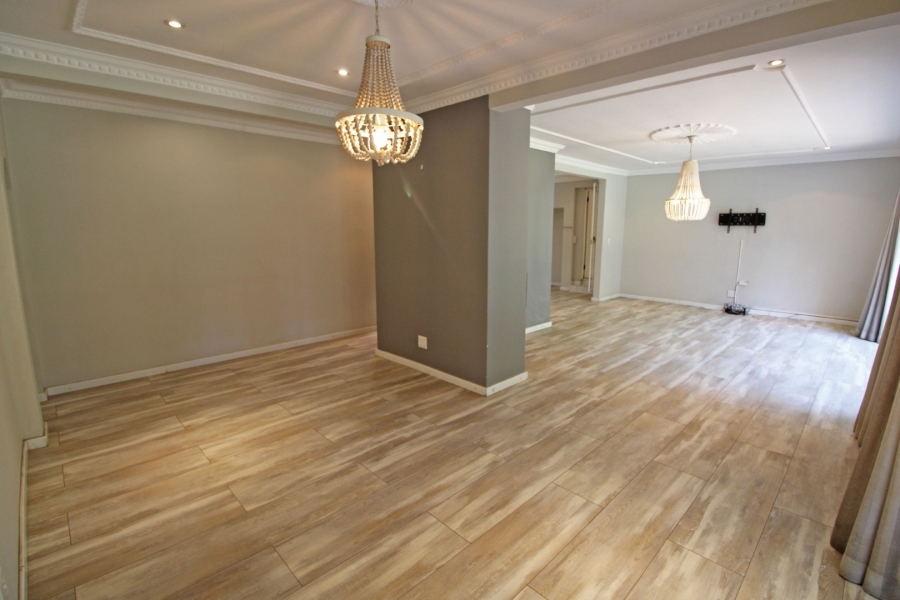 To Let 4 Bedroom Property for Rent in Rivonia Gauteng