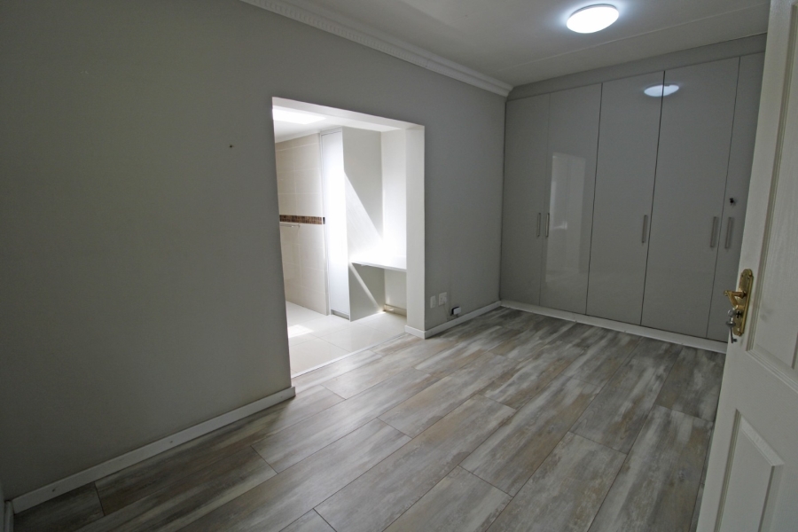 To Let 4 Bedroom Property for Rent in Rivonia Gauteng