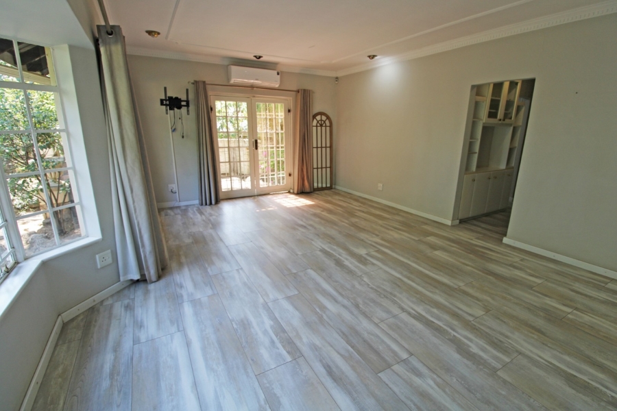 To Let 4 Bedroom Property for Rent in Rivonia Gauteng