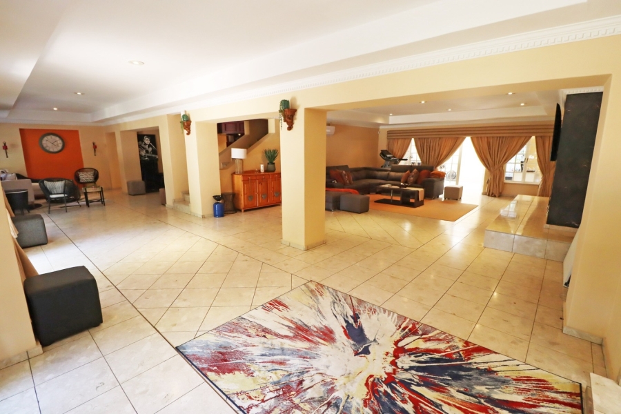 To Let 4 Bedroom Property for Rent in Rivonia Gauteng