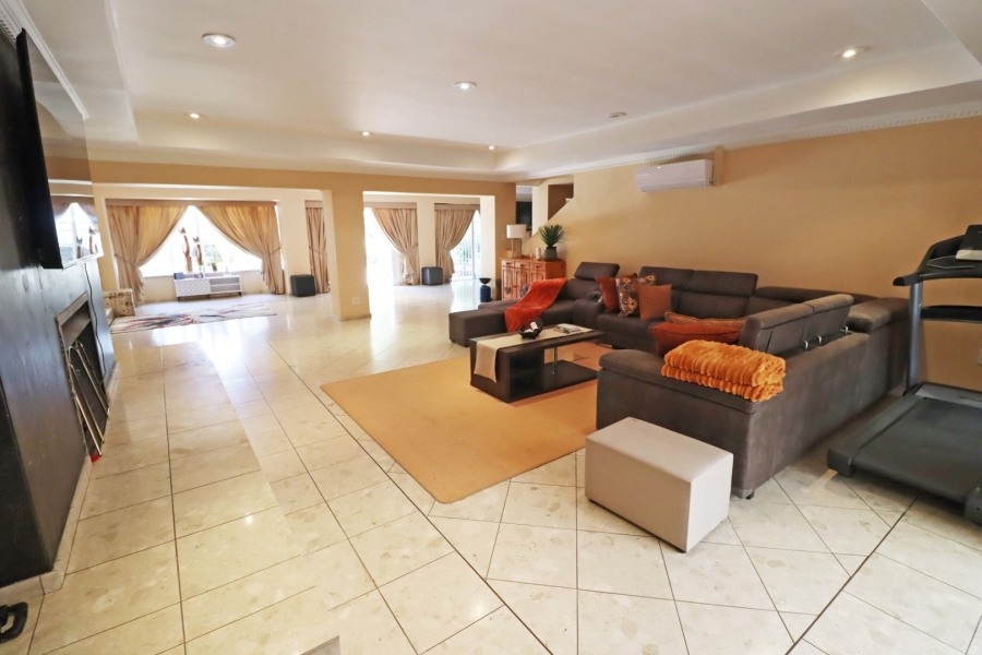 To Let 4 Bedroom Property for Rent in Rivonia Gauteng