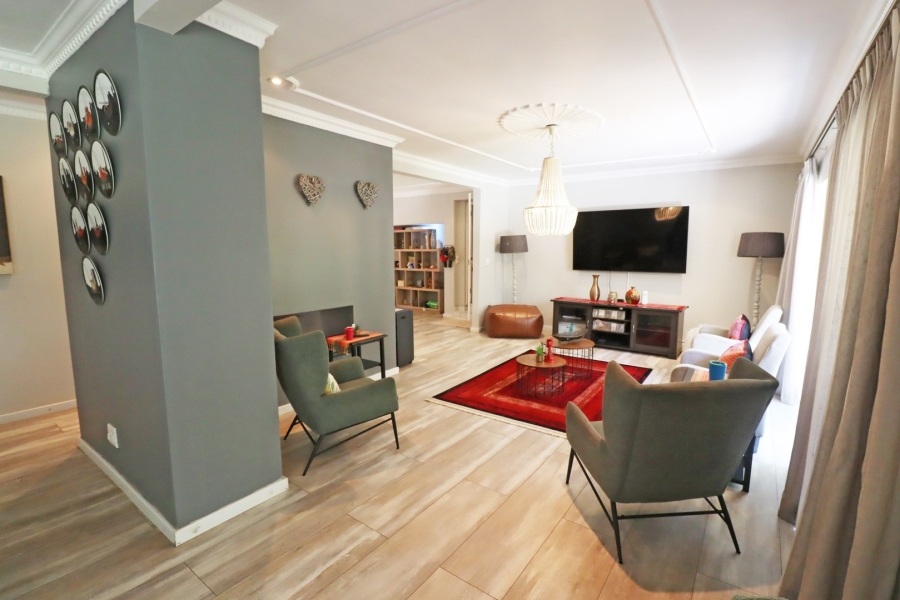 To Let 4 Bedroom Property for Rent in Rivonia Gauteng